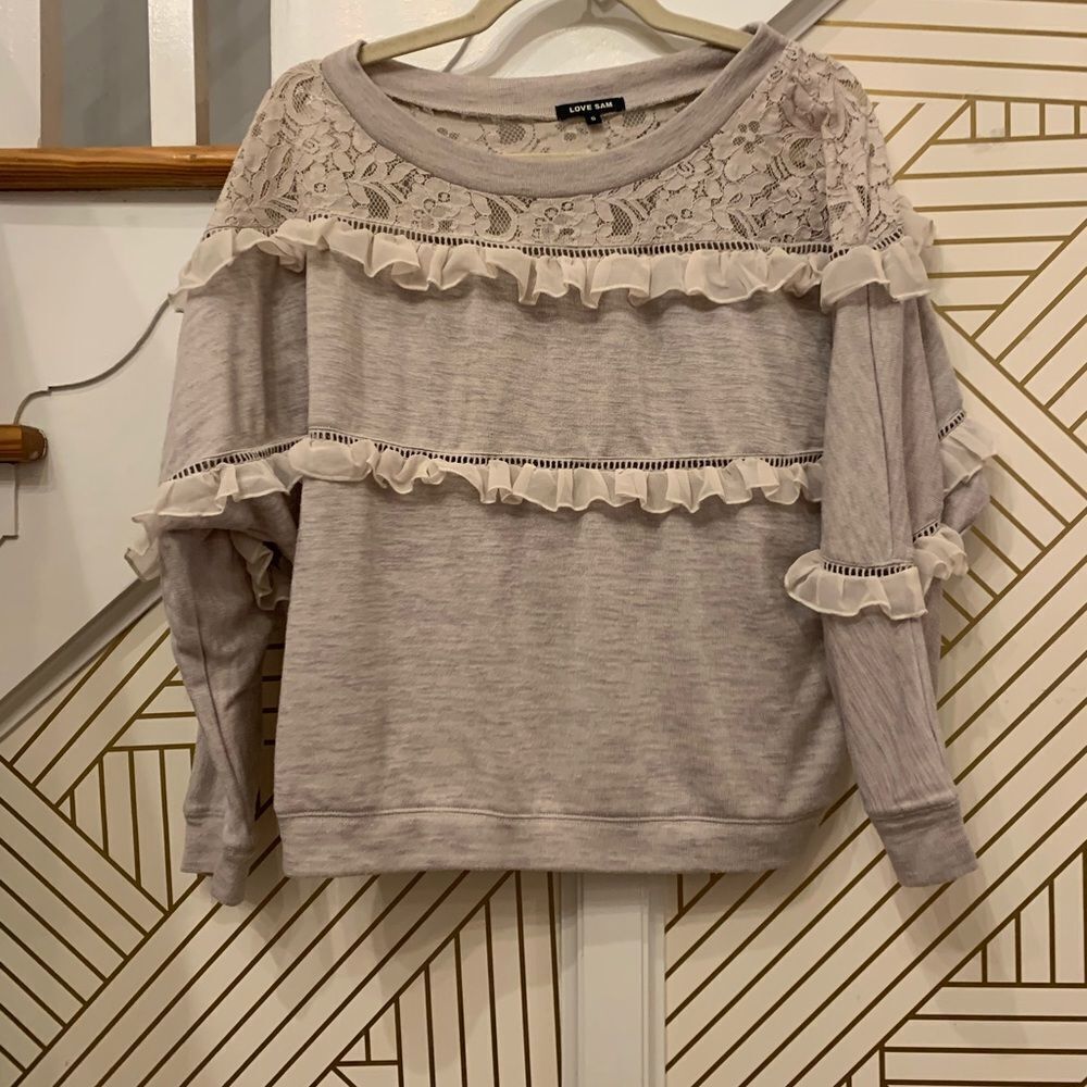 Love Sam Pullover - Picture 3 of 4